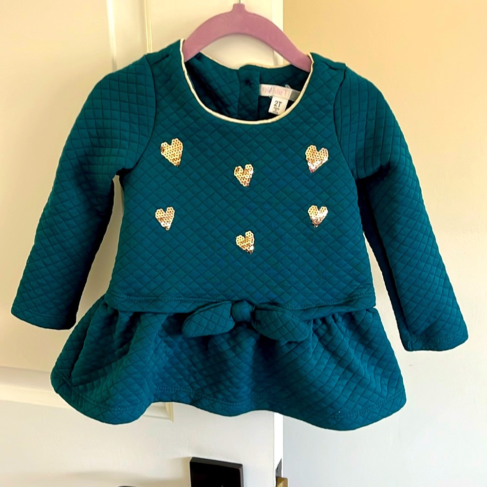 2T Quilted Peplum Green Heart Sweater